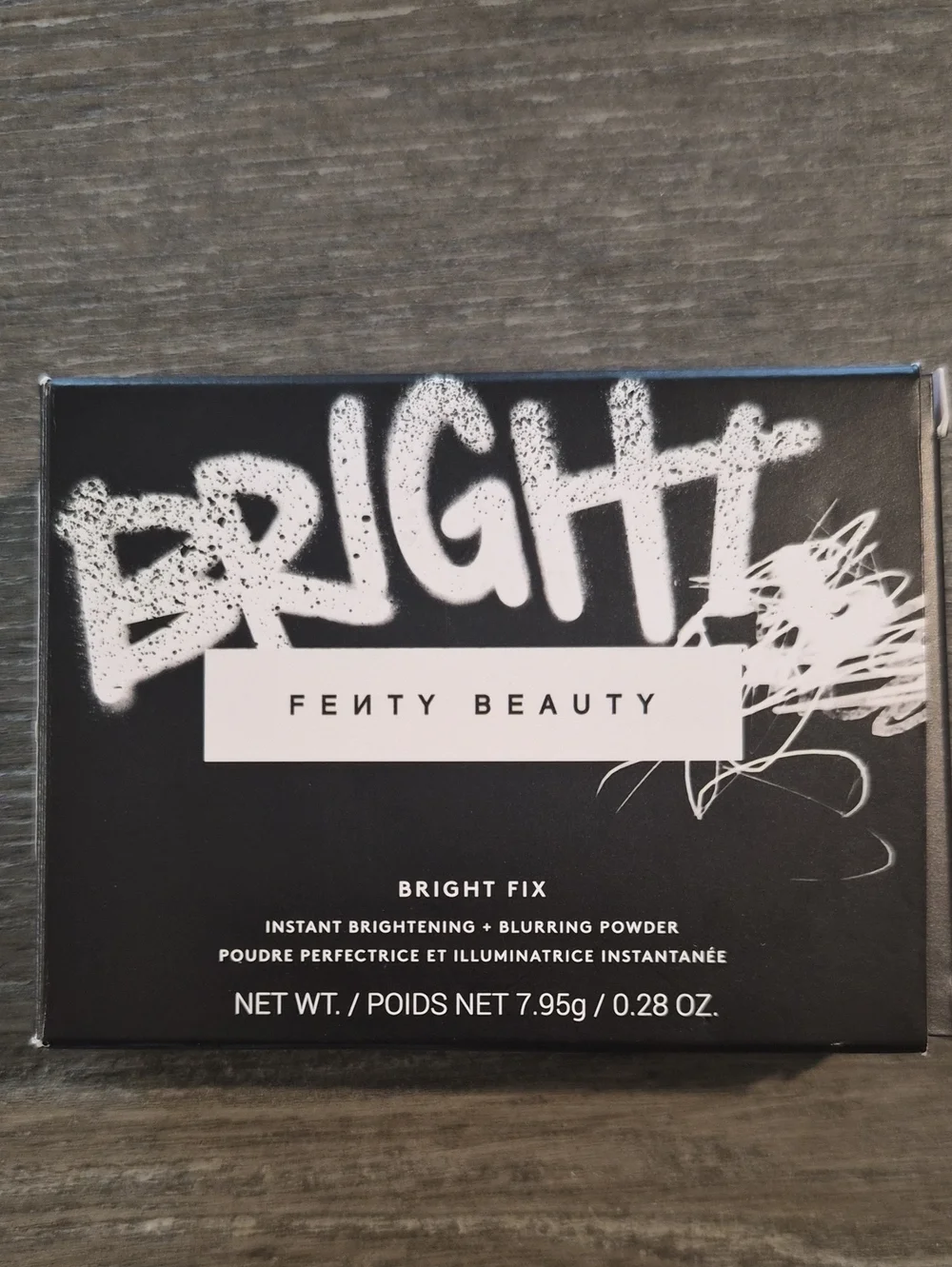 Fenty Beauty Bright Fix Instant Brightening & Blurring Powder - Bright (White)